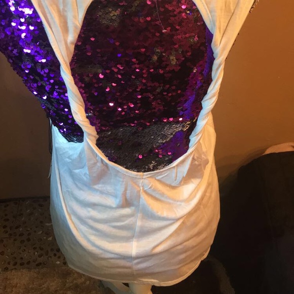 White shirt - Picture 2 of 2